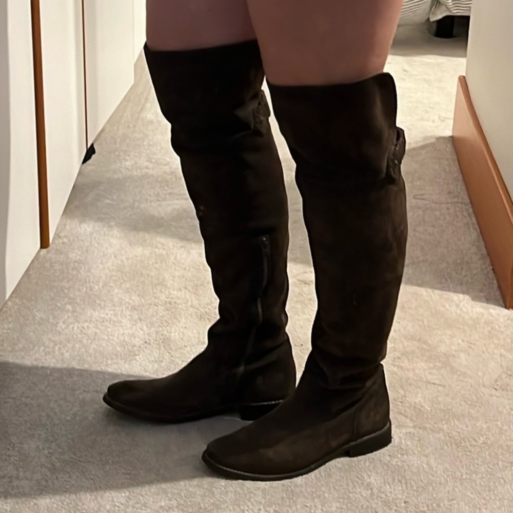 Frye "Shirley" boots. Suede over the knee NWOT - Picture 6 of 12